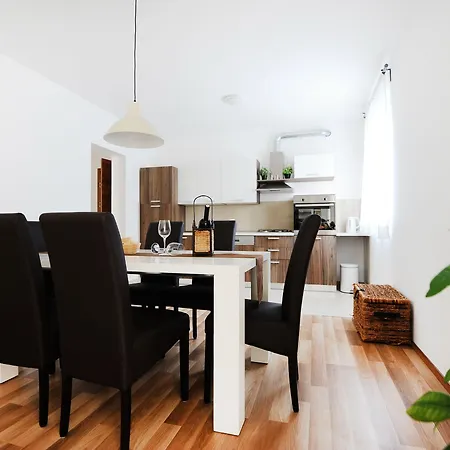 Hills 아파트 자다르